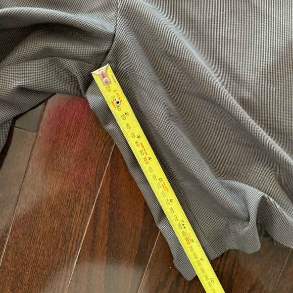 MENS’ IZOD GOLF SHORTS - Picture 7 of 7